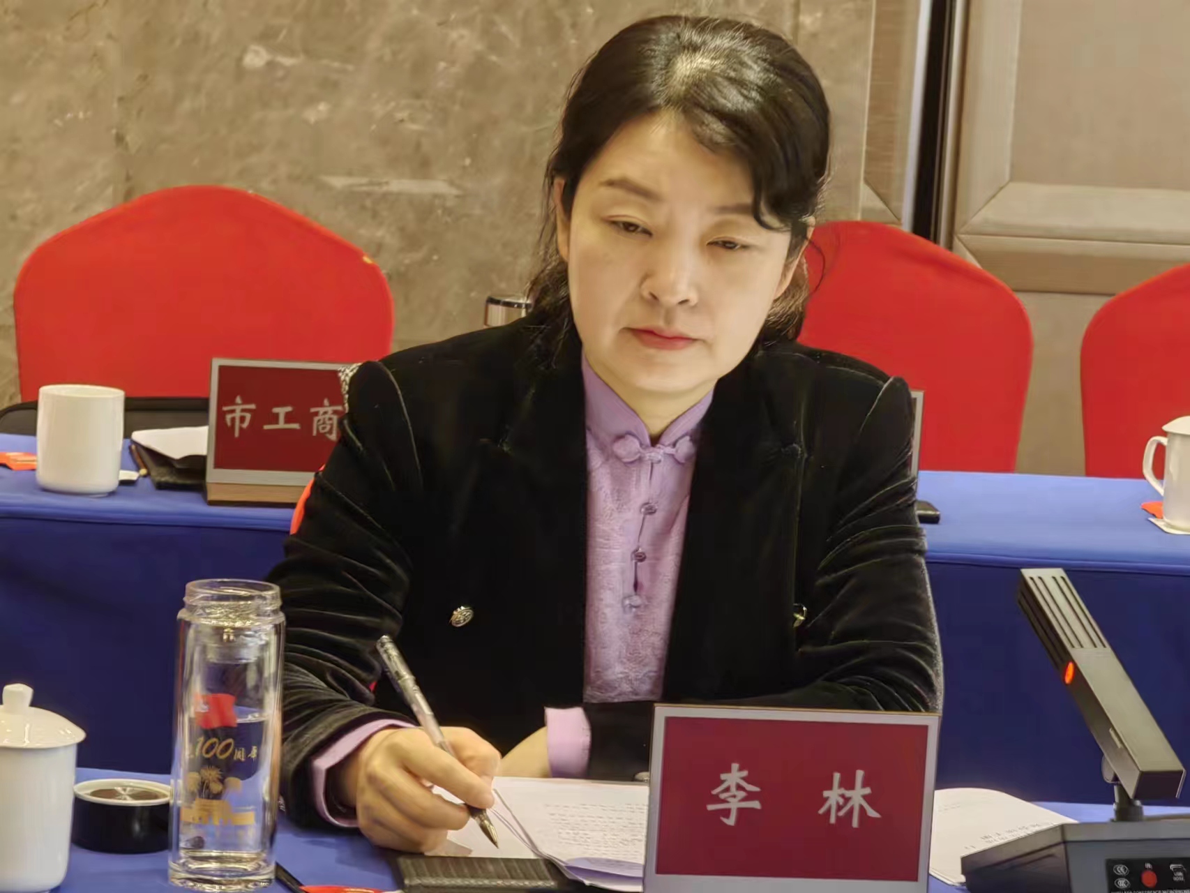 李林主持召开粤港澳大湾区河南商会莅宛项目考察座谈会3.jpg